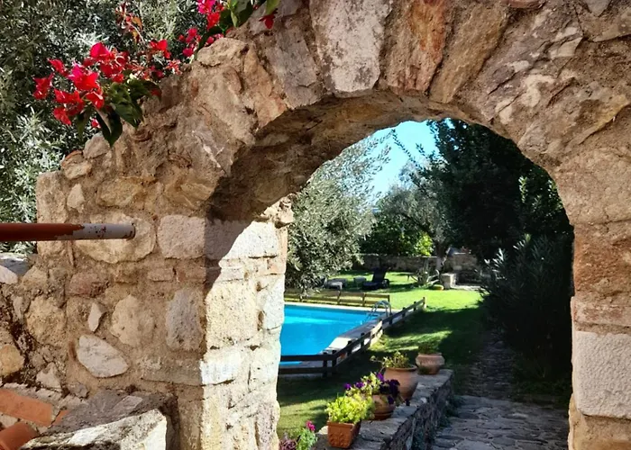 Byzantion Hotel Mystras